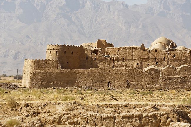 Mehriz-Caravanserail et fort de Saryazd-030
